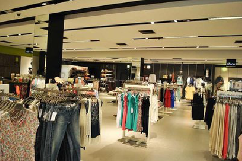 富平商场里的店面怎么装修？