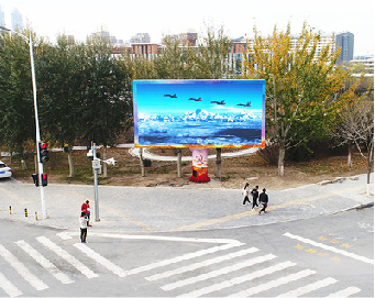 富平户外大屏广告投放要点。